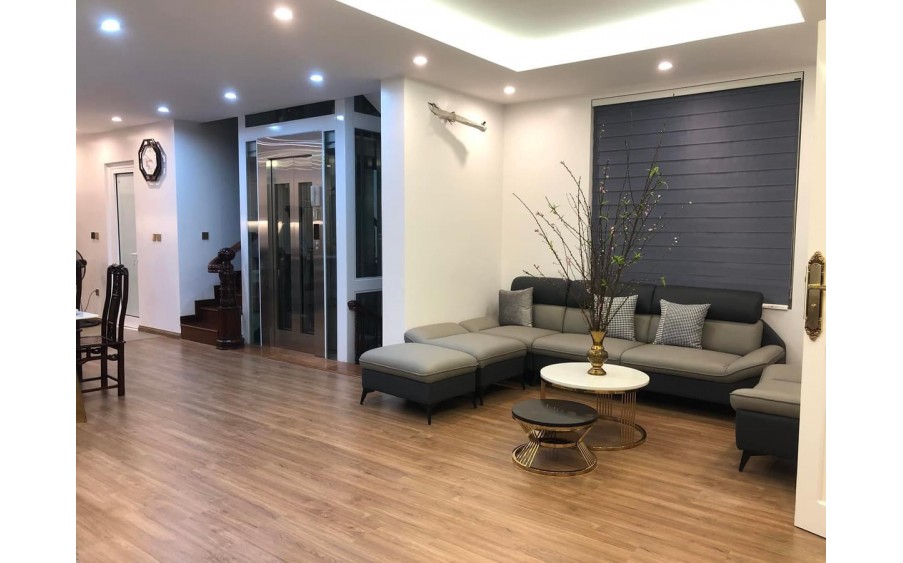 Bán Gấp biệt thự  Lão Thành Cách Mạng, 180m, 50 Tỷ, chủ nhà gửi Bank.
